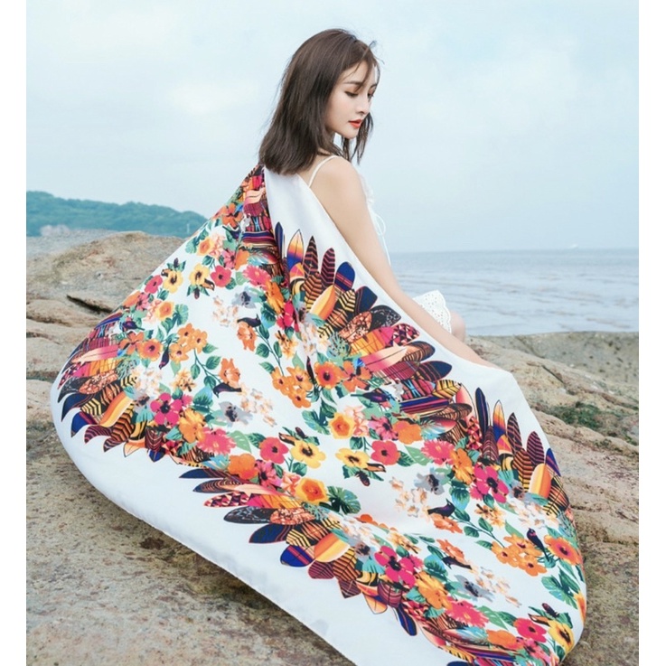 Khăn choàng cổ du lịch in hoa văn lông vũ và hoa size 90x180cm
