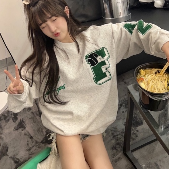 ZHELIHANGFEI Áo Thun Tay Dài Cổ Tròn Với Họa Tiết Thêu Theo Phong Cách Preppy