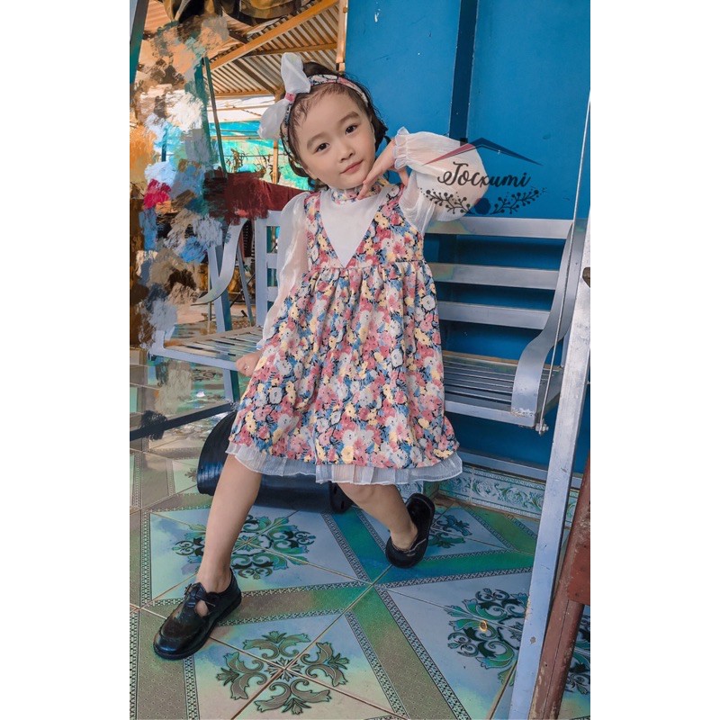 Đầm hoa 2 lớp phối lụa tay dài - Tocxumi