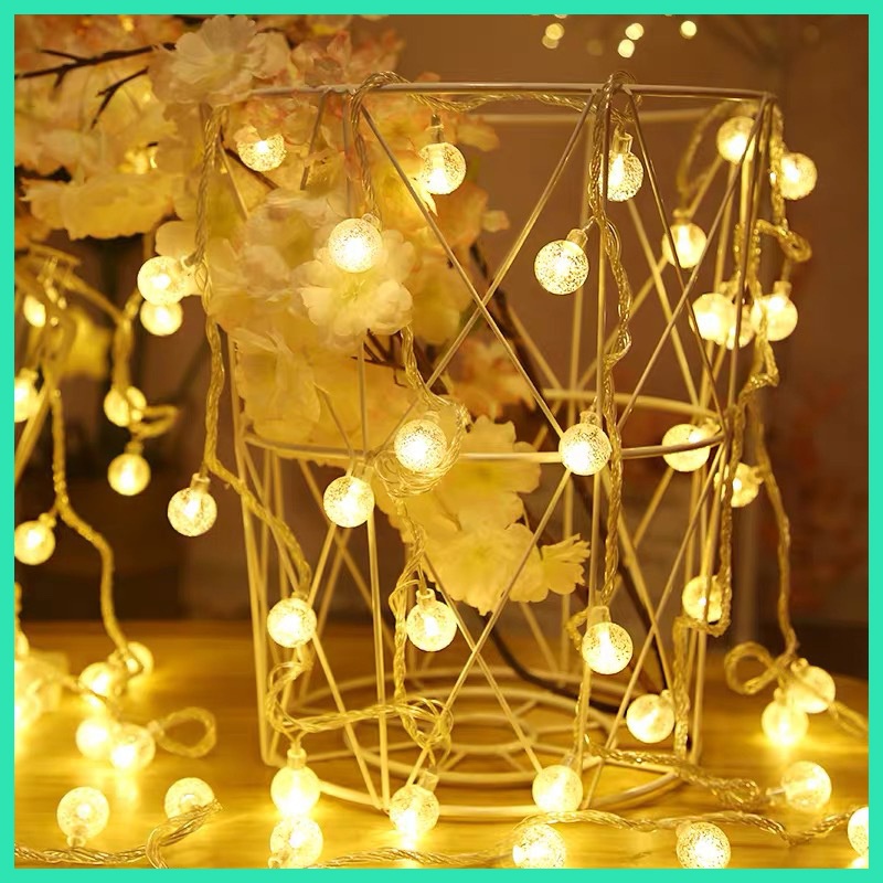 Dây đèn trang trí QUẢ CẦU pha lê dài 1.5m - đèn LED chạy pin bóng tròn vàng ấm long lsnh GIÁ RẺ