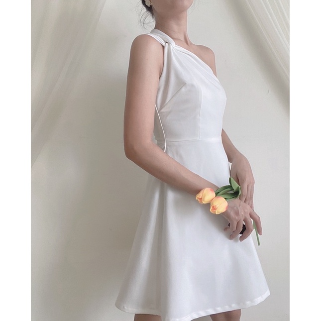 Đầm xòe TIEUDESIGN xoắn nơ vai