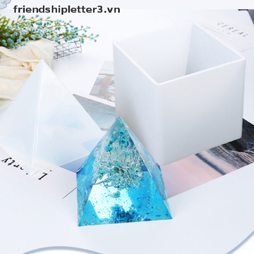 Khuôn Silicone Cho Kim Tự Tháp 15cm