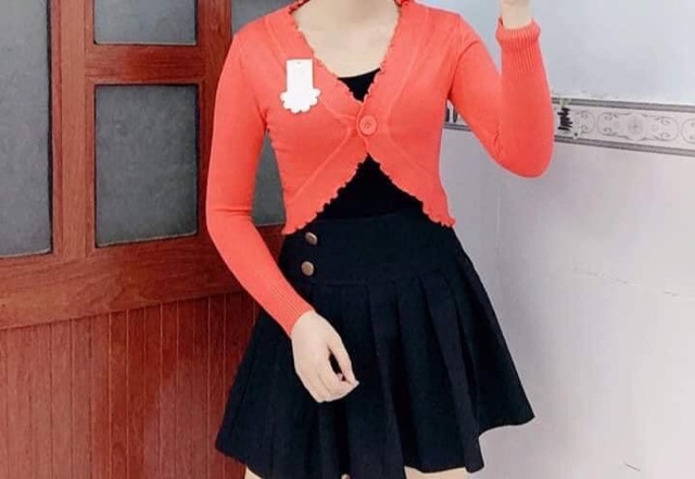 Áo khoác len dáng lửng