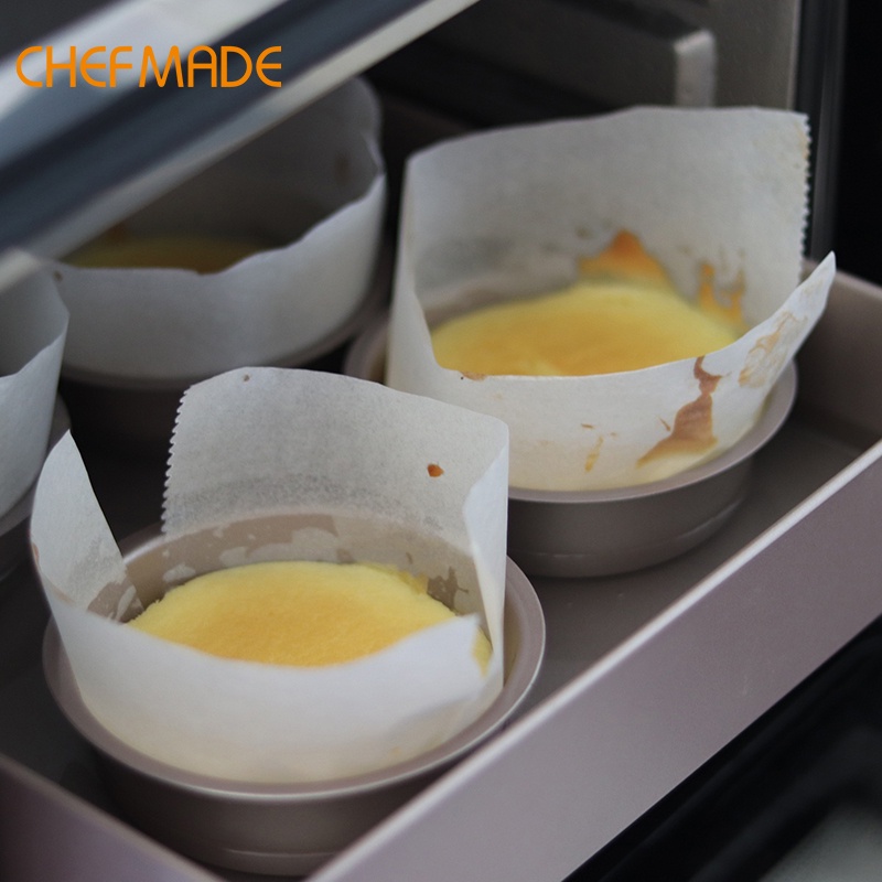 Khuôn làm bánh mì CHEF MADE WK9221 hình tròn 4 inch chống dính