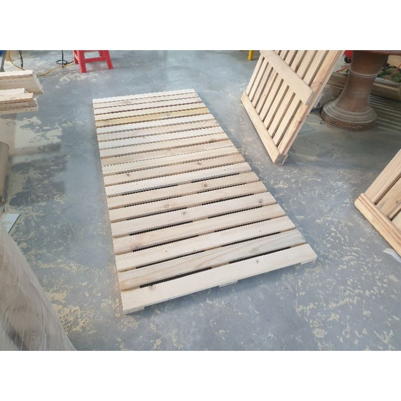 Giường Pallet / Giường Ngủ Pallet Gỗ Thông Gấp Gọn / Giường Gỗ Cho Homestay 1m8 2m