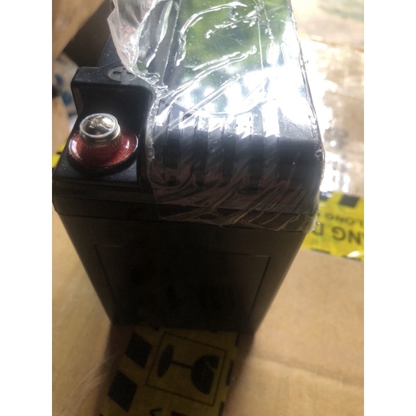 Ac quy 12,8v 6ah khởi động cho xe máy 150cc
