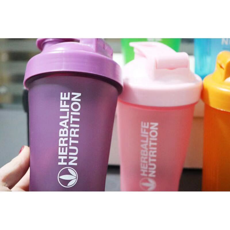 Bộ bình lắc đồ uống kèm bóng thép không gỉ Herbalife dung tích 400ml tiện dụng