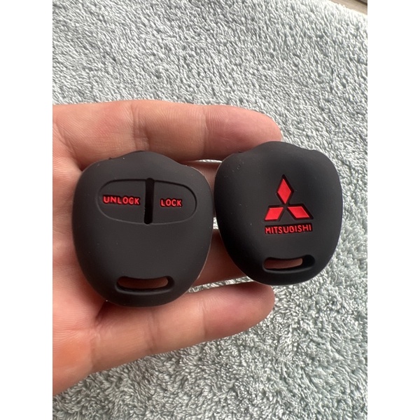 Ốp Bảo Vệ Chìa Khóa Xe MITSUBISHI OUTLANDER,  EXPANDER. Bằng Silicone Cao Cấp