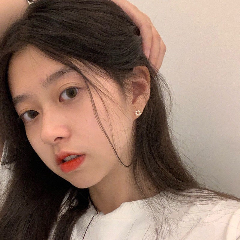 Hoa tai dáng tròn đính ngọc trai đơn giản thanh lịch