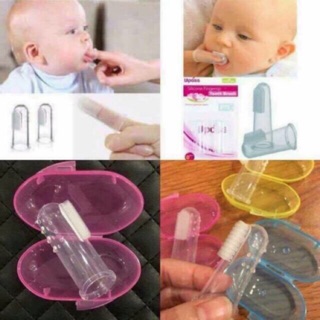 Dụng cụ vệ sinh răng miệng cho bé (tưa lưỡi)