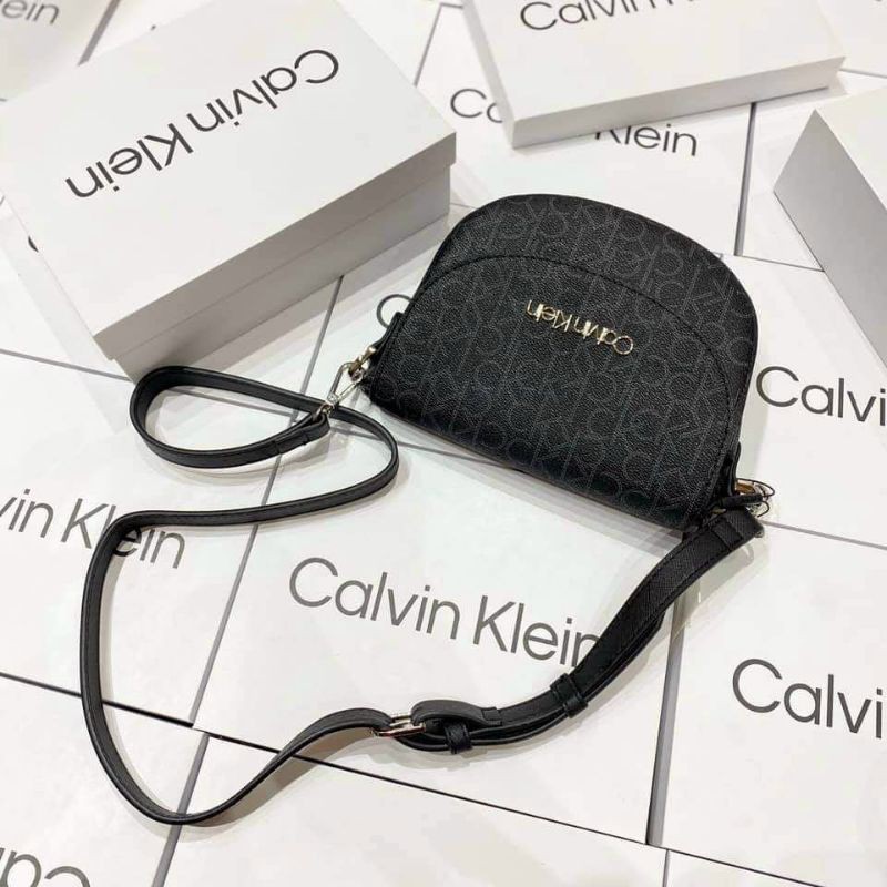 Túi Ck Dáng Bầu Size 20cm