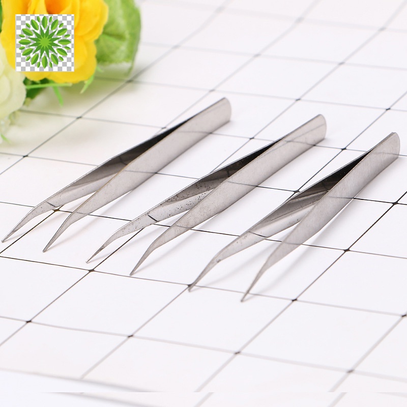 Nhíp Cong Gắp Lông Mi / Lông Mày Chuyên Nghiệp CR1