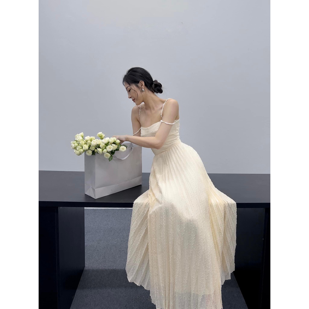 Đầm WAYO thiết kế dập ly dự tiệc sang trọng
