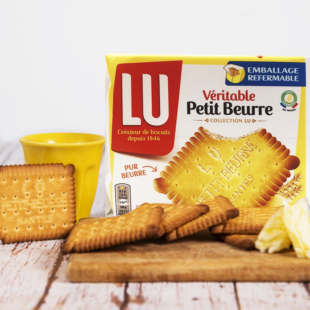 01 Hộp x 24 cái (200gr) Bánh Quy Bơ Pháp LU Veritable Petit Beurre (Date: 05/2021)