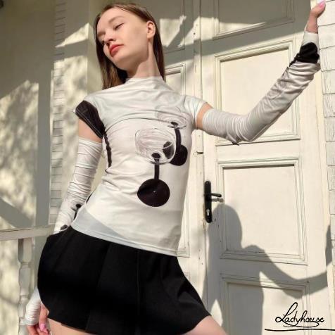 Áo Thun Tay Ngắn Cổ Tròn + Quần Ngắn Phong Cách Thời Trang Đường Phố Dành Cho Nữ