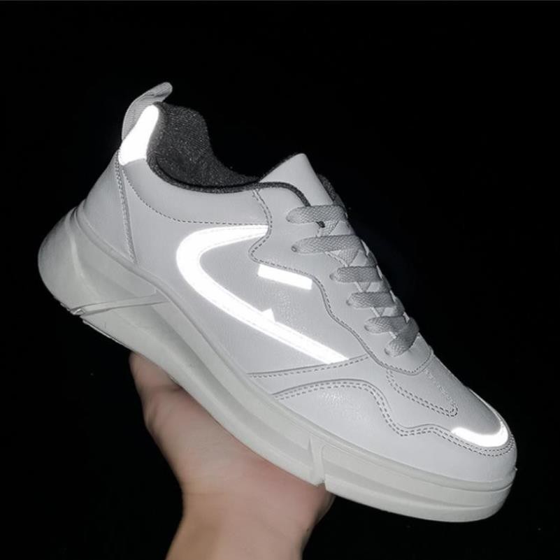 [FreeShip - Hàng xịn] Giày thể thao nam; giáy sneaker da nam vệt phản quang 8818