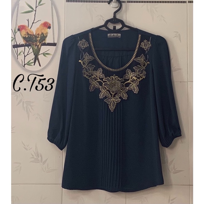 Áo kiểu trung niên