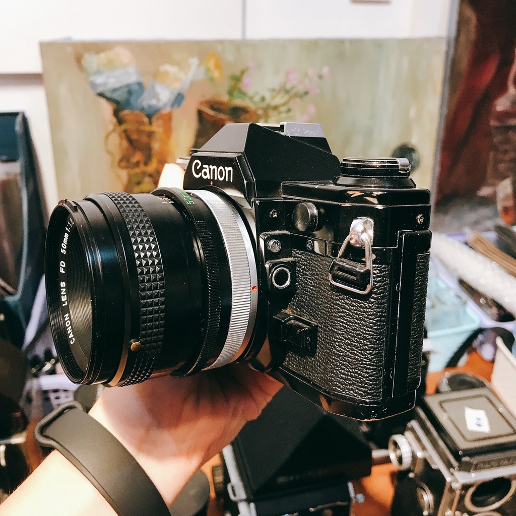 Máy ảnh film Canon AE1 & lens