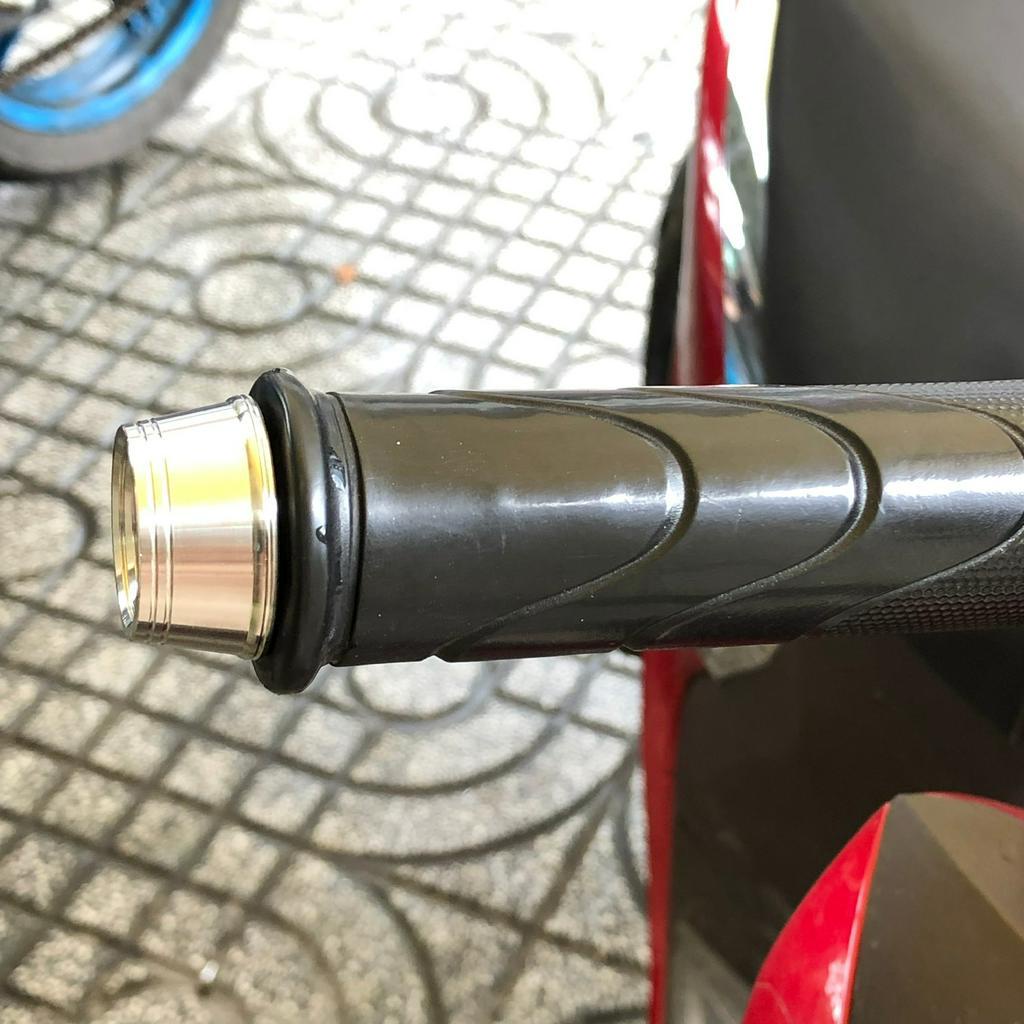 Gù Tay Lái Mẫu Thái Inox 304 gắn cho các dòng xe hiện nay Honda, Yamaha,...