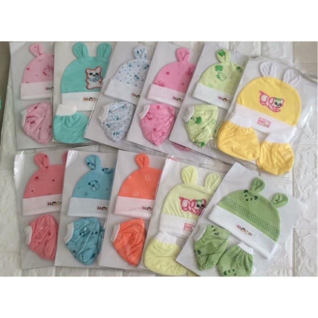 Bộ bao tay bao chân kèm mũ sơ sinh cho bé chất liệu cotton mềm mịn an toàn BTC06 GTT