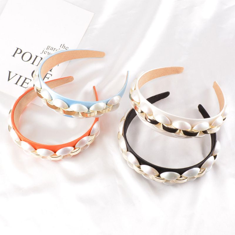 Băng Đô Cài Tóc Bản Rộng Bằng Satin Đính Ngọc Trai Giả Phối Dây Xích Kim Loại Sáng Bóng Phong Cách Retro Dành Cho Nữ