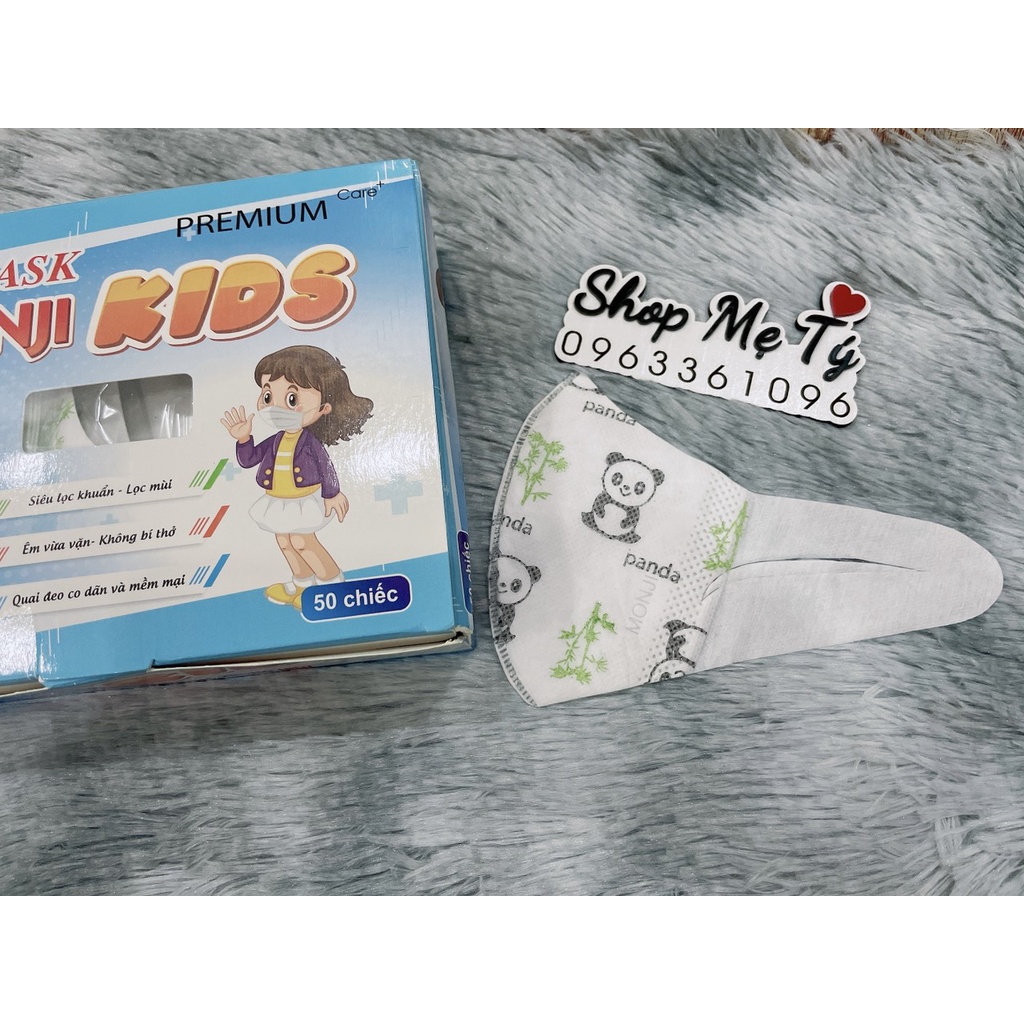 Khẩu trang y tế 3D TAKI / MONJI KID Mask kháng khuẩn, ngăn ngừa bụi, chống tia UV cho bé từ 1-2 tuổi (Hộp 50 cái)
