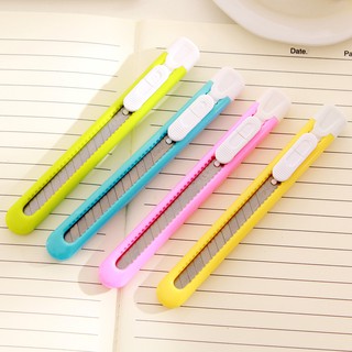 Dao rọc giấy deli nhỏ 2054