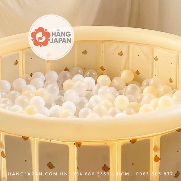 Bể bóng gấp gọn màu kem họa tiết gấu kích thước 35*120 dùng làm bể bơi, quây cũi cho bé