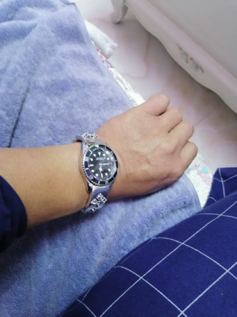 ĐỒNG HỒ KHẮC CHÚ OM MANI PADME HUM CHÙY KIM CANG, CHÀY YẾT MA cho Nam