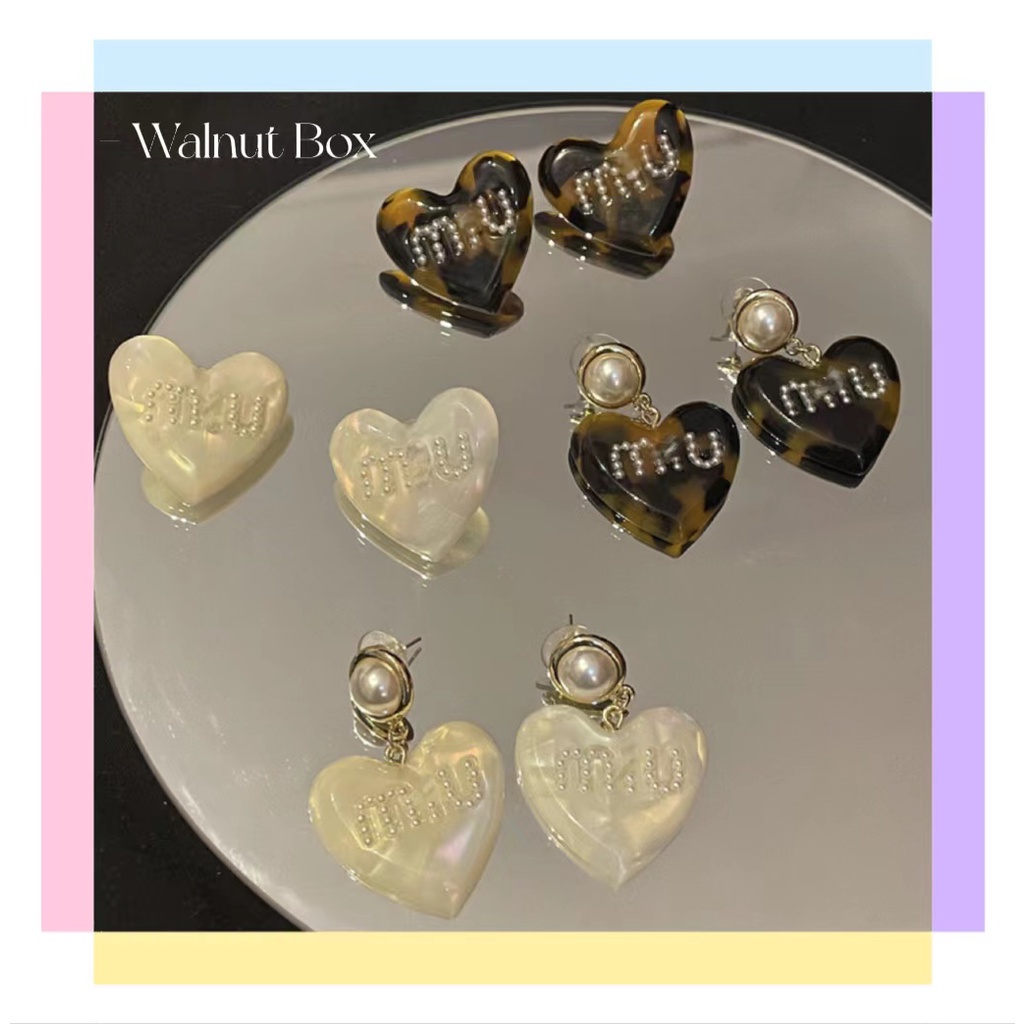 Khuyên Tai Nhựa Acrylic Nhẹ In Chữ Love Da Báo Đính Ngọc Trai Phong Cách Pháp Sang Trọng Kiểu Mới