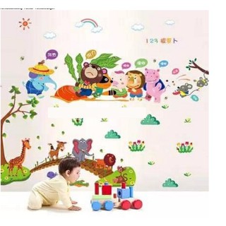 Combo decal dán tường gấu nhổ củ cải và thú qua cầu
