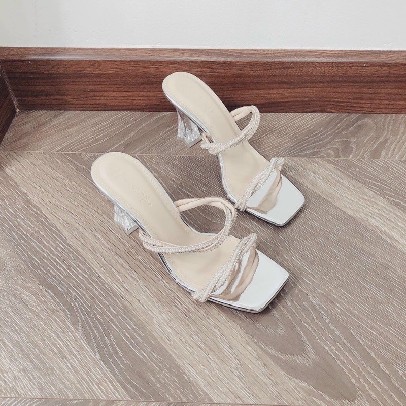 GÓT LY MŨI VUÔNG PHỐI QUAI NGANG XOẮN NGỌC