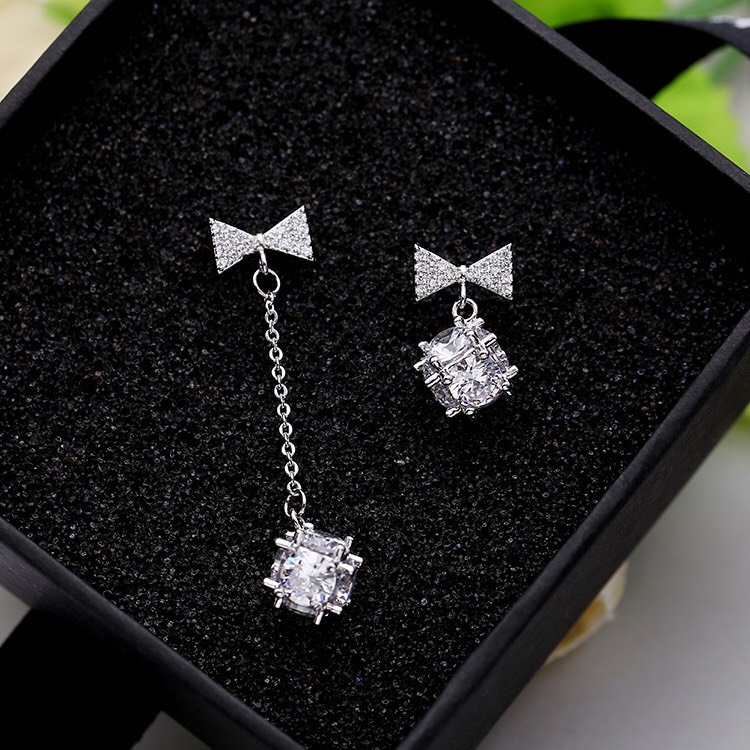 Bông Tai Nữ Bạc 925 Cao Cấp ERASHOP 073542 - Nơ Hạt Đá Bất Đối Xứng Độc Đáo, Phù Hợp Đi Tiệc, Đi Chơi, Rẻ Đẹp