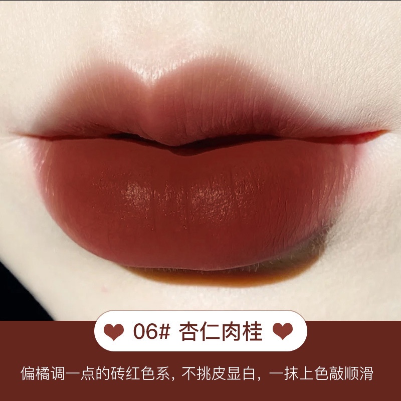 Son Kem Lì Dưỡng Ẩm Môi GECOMO