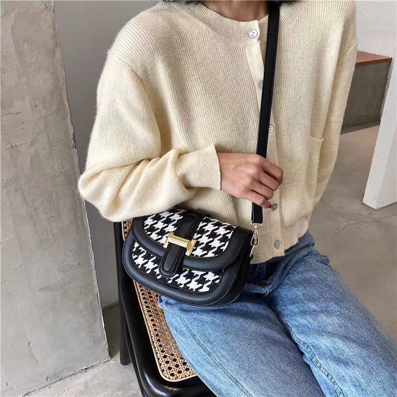 Túi Đeo Chéo Mini Đựng Điện Thoại Thiết Kế Đơn Giản Thời Trang Trẻ Trung
