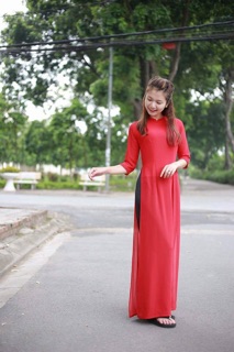 Áo dài trơn chụp kỷ yếu