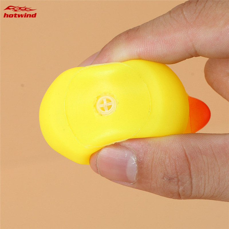 Đồ chơi bóp hơi hình chú vịt màu vàng bằng cao su cho trẻ em khi tắm