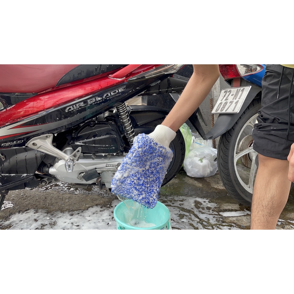 Bao Tay Rửa Xe Siêu Sợi Microfiber Mềm Mịn Giữ Và Tạo Bọt Tốt