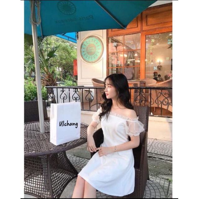 [Mã FATHANG5 giảm 10K đơn 50K]  ĐẦM TRẮNG XUÔNG TRỄ VAI phối lưới cực phẩm | BigBuy360 - bigbuy360.vn