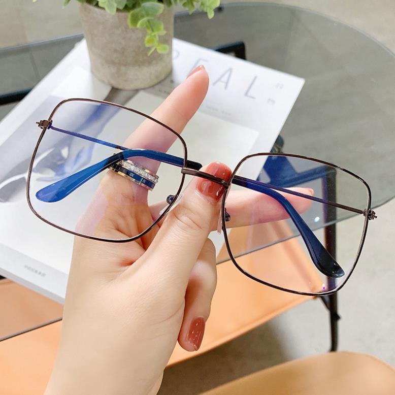Kính mát gọng kim loại thời trang cho nữ D72