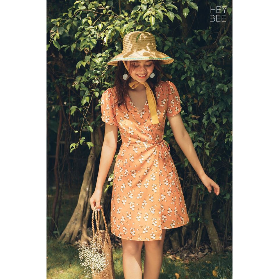 [Mã WABRWA15 giảm 15% đơn 300K] HEYBEE Đầm hoa đắp chéo Vivian HT253 | BigBuy360 - bigbuy360.vn