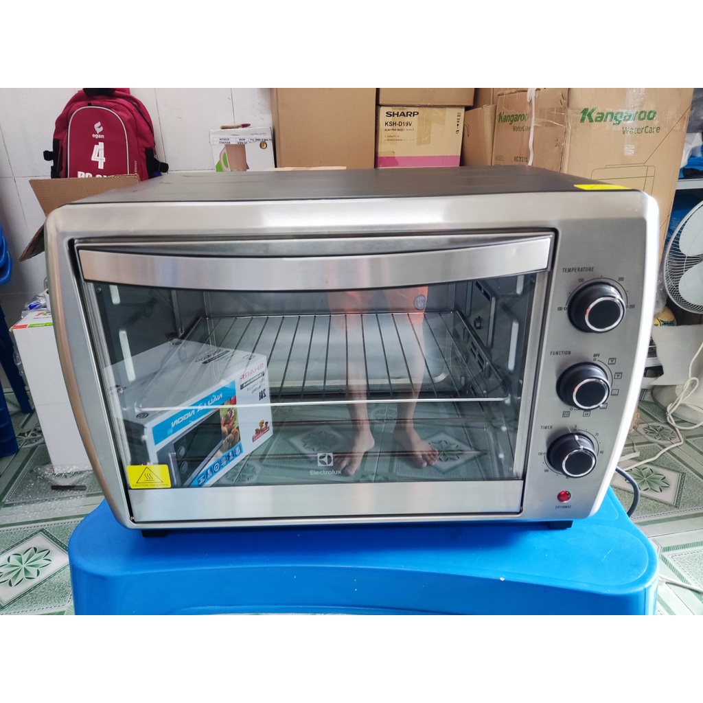 Lò nướng Electrolux EOT38MXC 38 lít