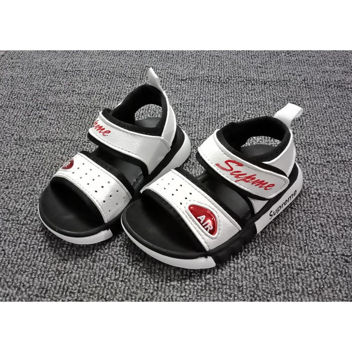 sandal bé trai size 21-30 đế hơi mềm nhẹ