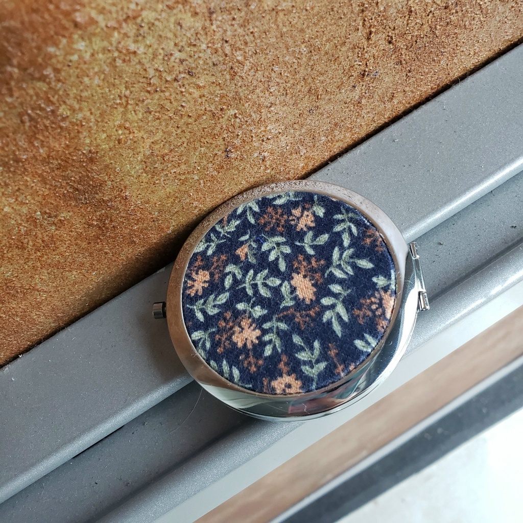 Gương Cầm Tay Mini Handmade Bỏ Túi Tiện Lợi Họa Tiết Vintage