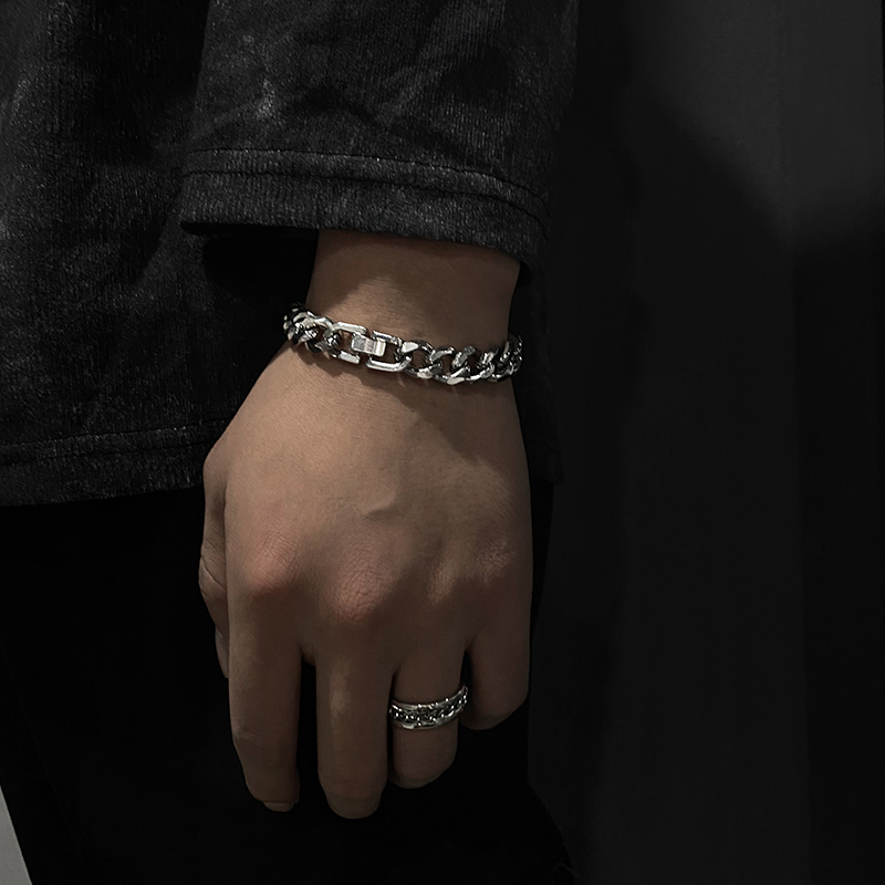 Vòng tay titanium phong cách Punk Hiphop Hàn Quốc