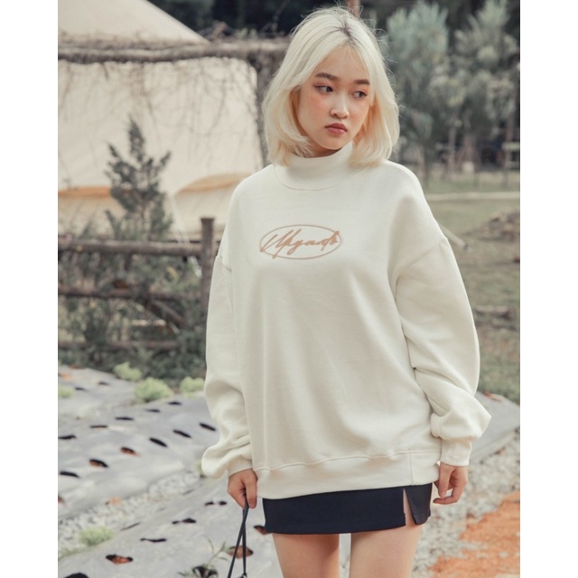 Áo nỉ Oval Turtleneck Sweatshirt