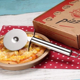 Dao cắt pizza