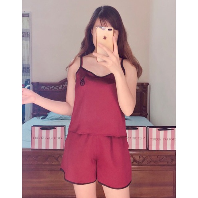 Bộ ngủ 2 dây lụa satin Victoria