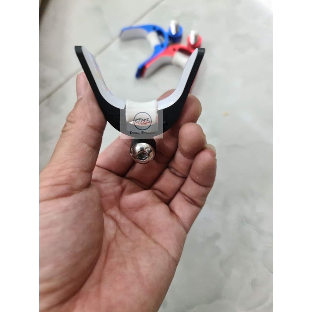 Đầu ngoe gác cần |  Đầu ngoe săn hàng có con lăn
