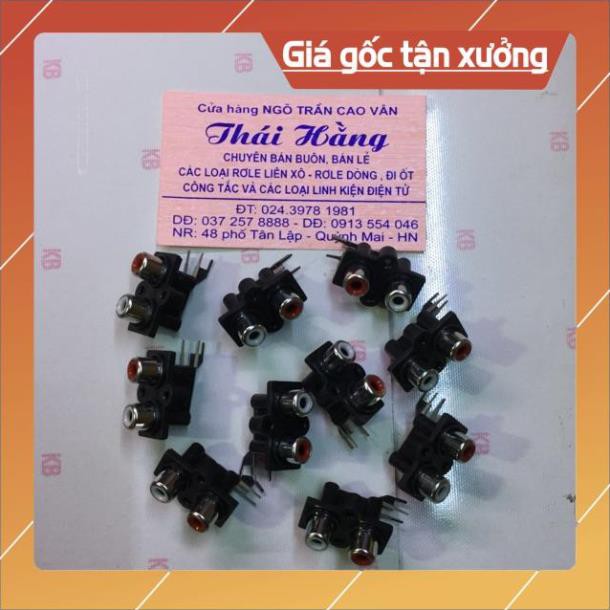 . Ổ chia AV /2 lỗ giá cho 5 chiếc ..